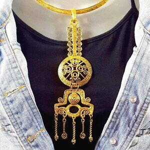 1970s Massive 8.5" Etruscan Pendant Necklace Gold Tone Egyptian Torque Choker